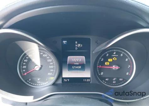 2015 Mercedes-Benz C 300 Luxury/Sport из США, поврежденный, VIN 55SWF4JB4FU074983